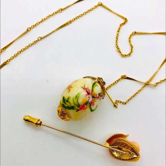 Adorable Egg Pendant & Floral Stick pin - Picture 7 of 16